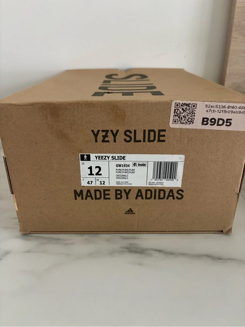 Men’s Yeezy Slide